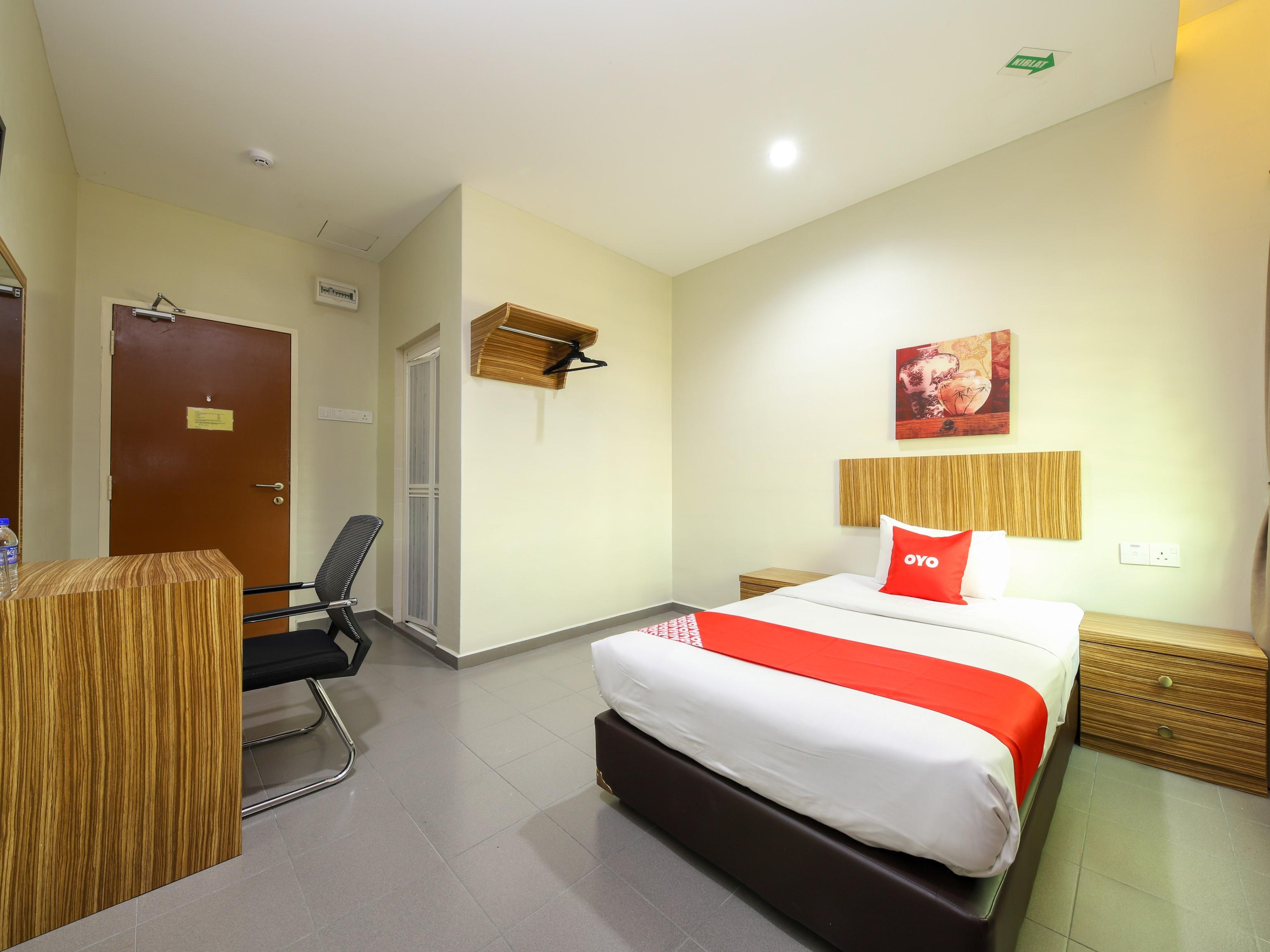 โอโย 89839 ริอาซ โฮเต็ล Hotel Malacca ภายนอก รูปภาพ