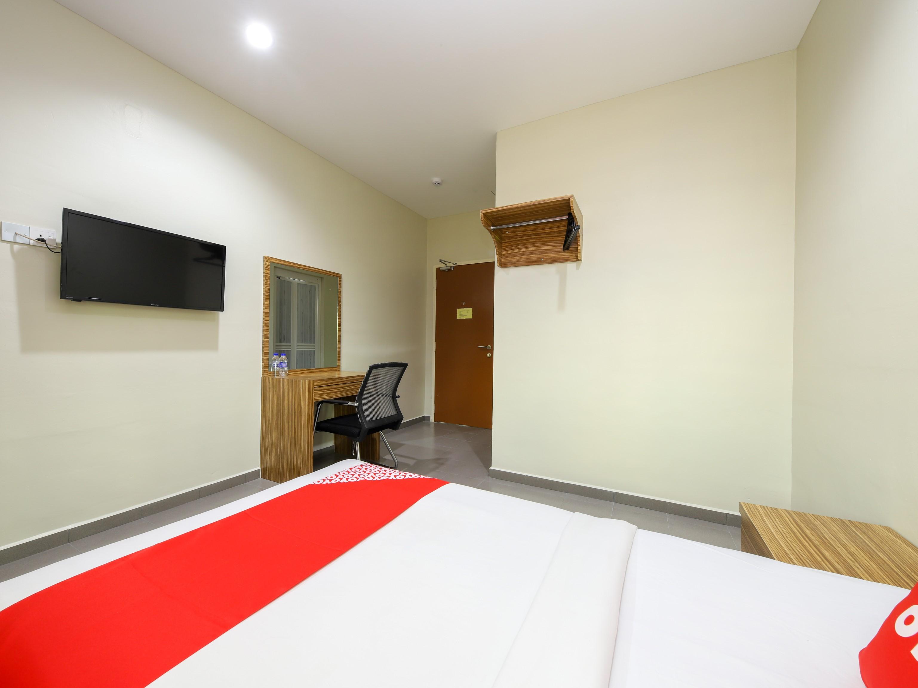 โอโย 89839 ริอาซ โฮเต็ล Hotel Malacca ภายนอก รูปภาพ