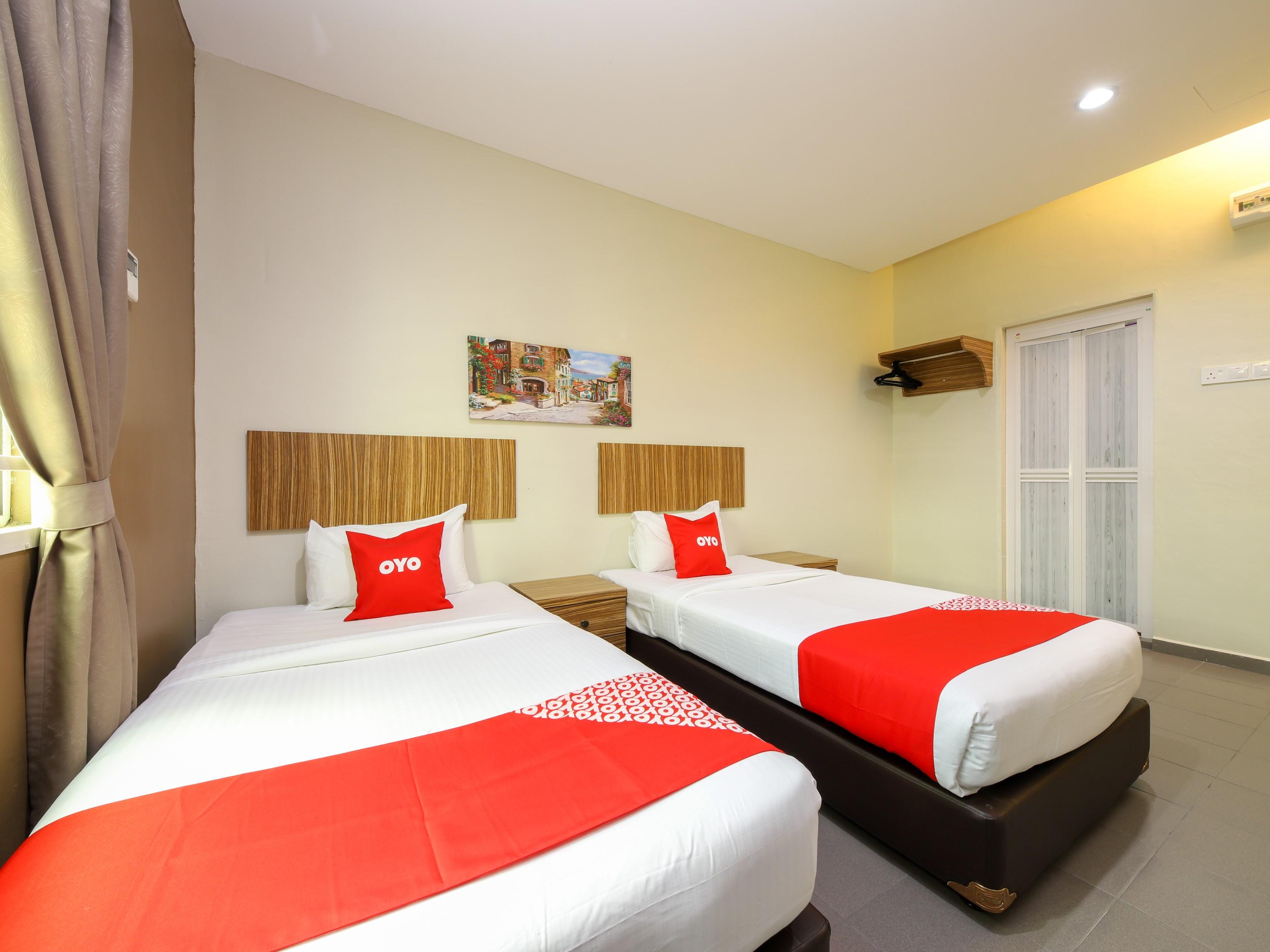 โอโย 89839 ริอาซ โฮเต็ล Hotel Malacca ภายนอก รูปภาพ