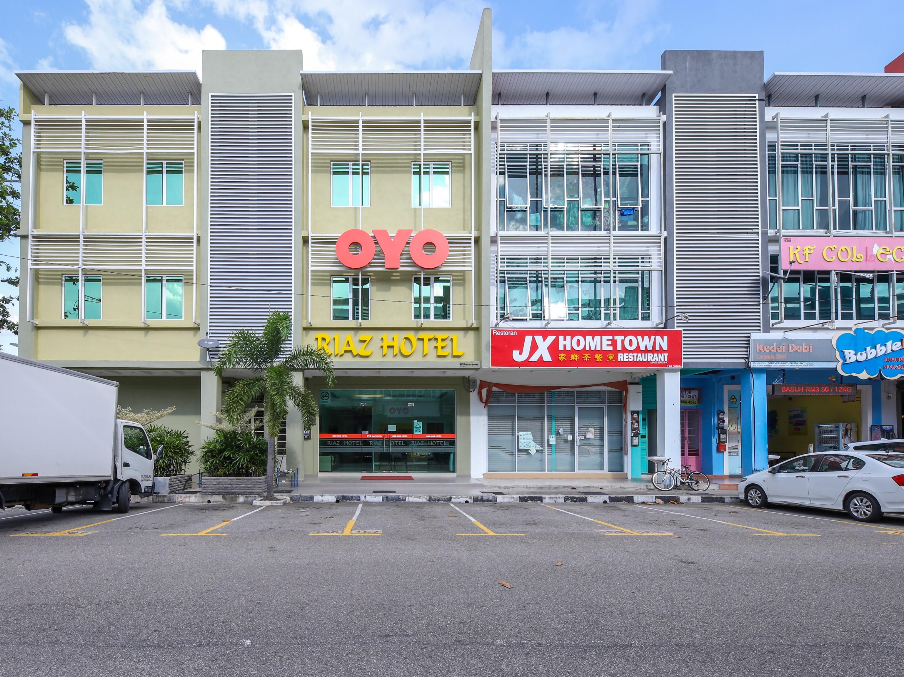 โอโย 89839 ริอาซ โฮเต็ล Hotel Malacca ภายนอก รูปภาพ