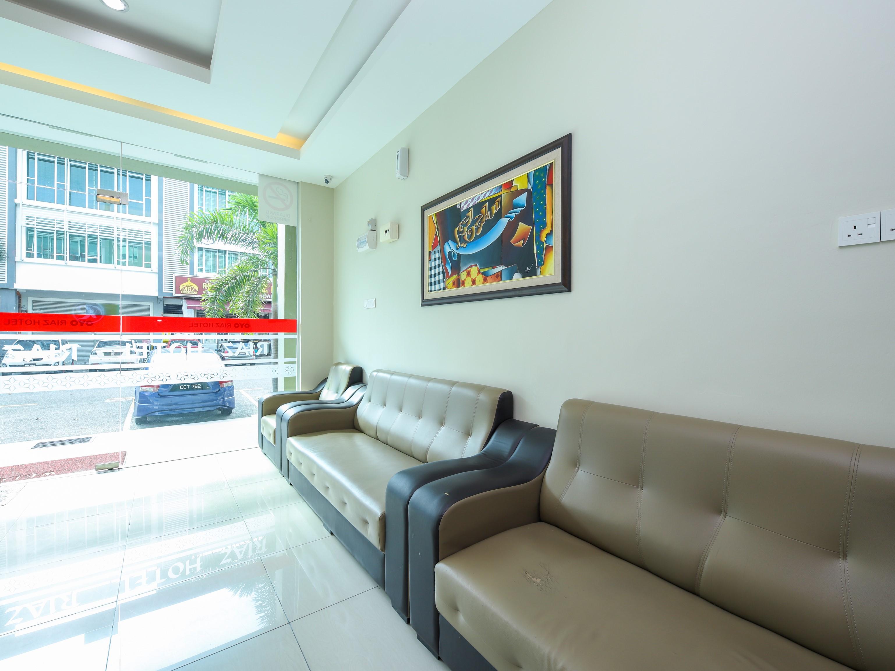 โอโย 89839 ริอาซ โฮเต็ล Hotel Malacca ภายนอก รูปภาพ
